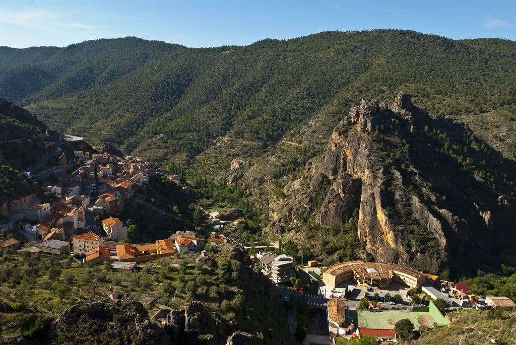 Foto aerea de el pueblo Ayna